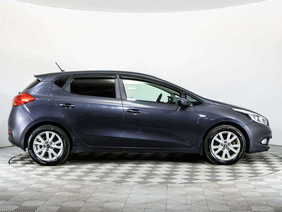 Купить Kia Ceed с пробегом. Фото: #3