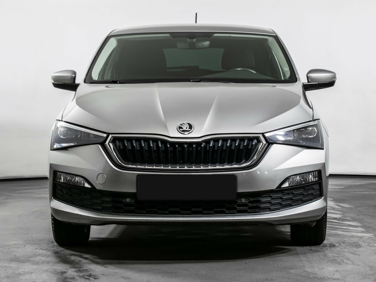 Купить Skoda Rapid с пробегом. Фото: #1