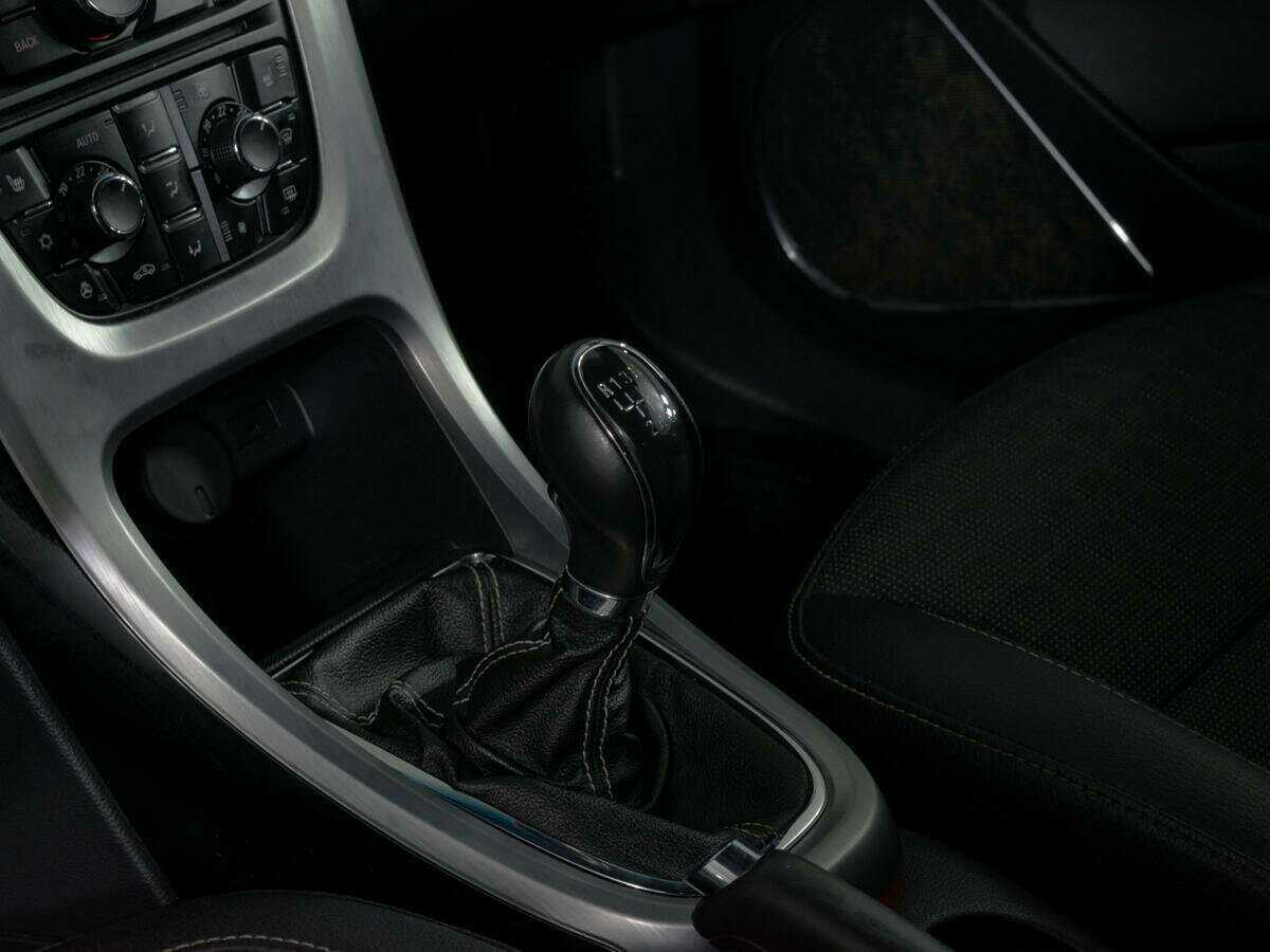 Купить Opel Astra с пробегом. Фото: #14