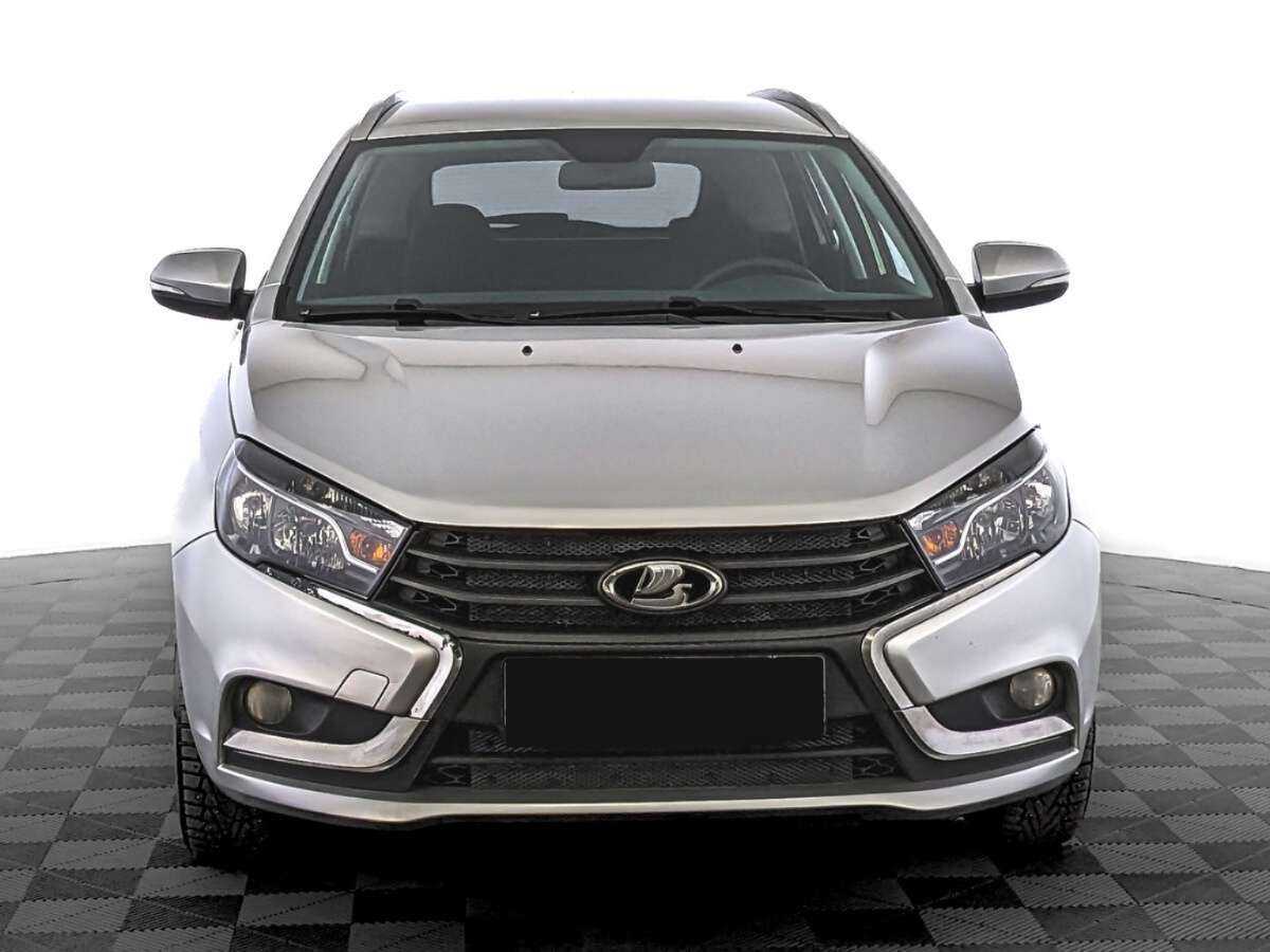 Купить Lada (ВАЗ) Vesta с пробегом. Фото: #1