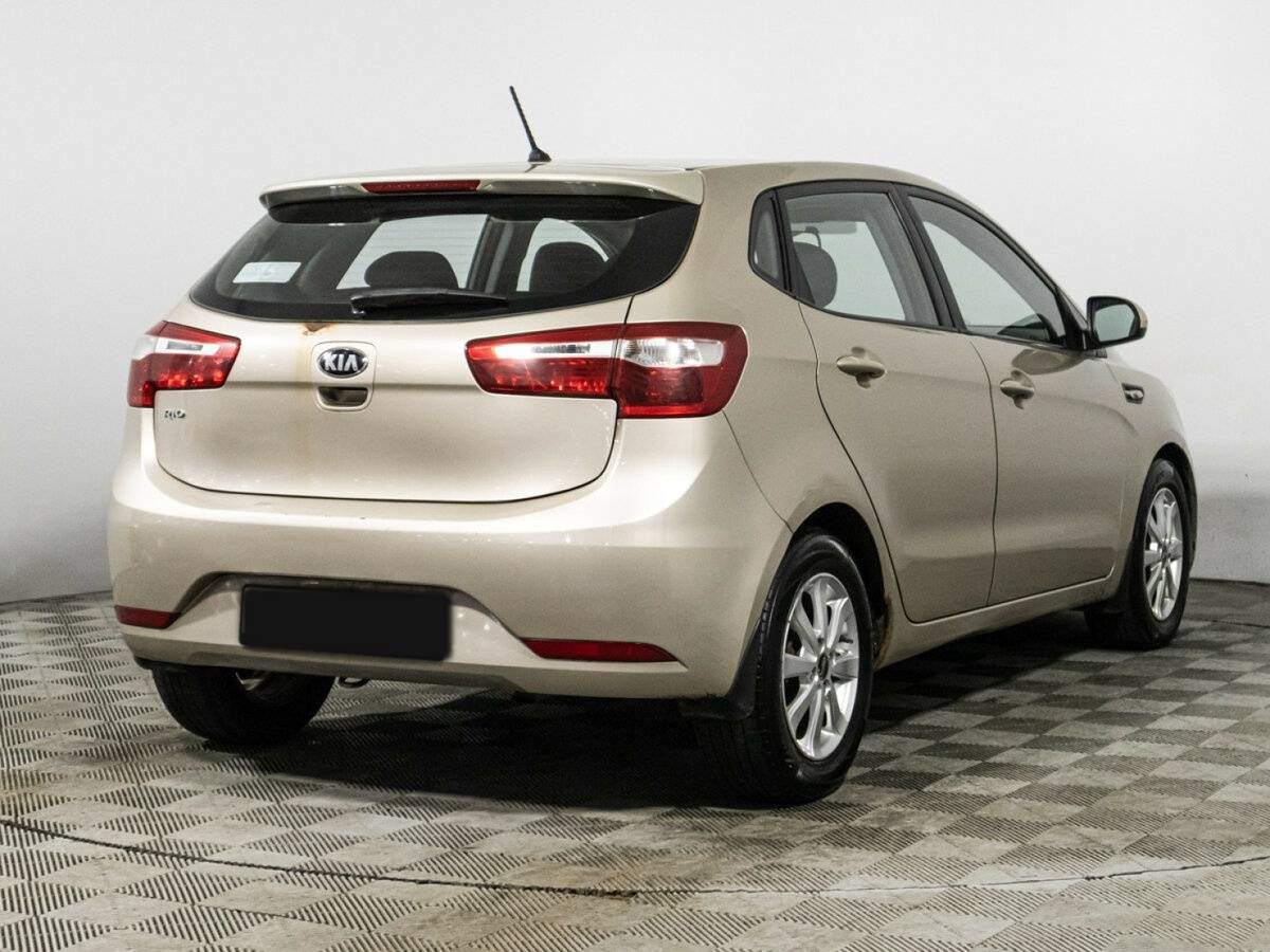 Купить Kia Rio с пробегом. Фото: #4