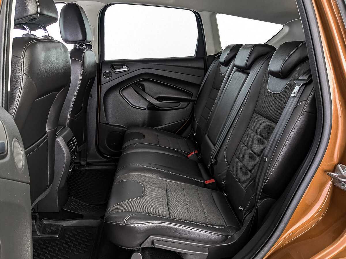 Купить Ford Kuga с пробегом. Фото: #17