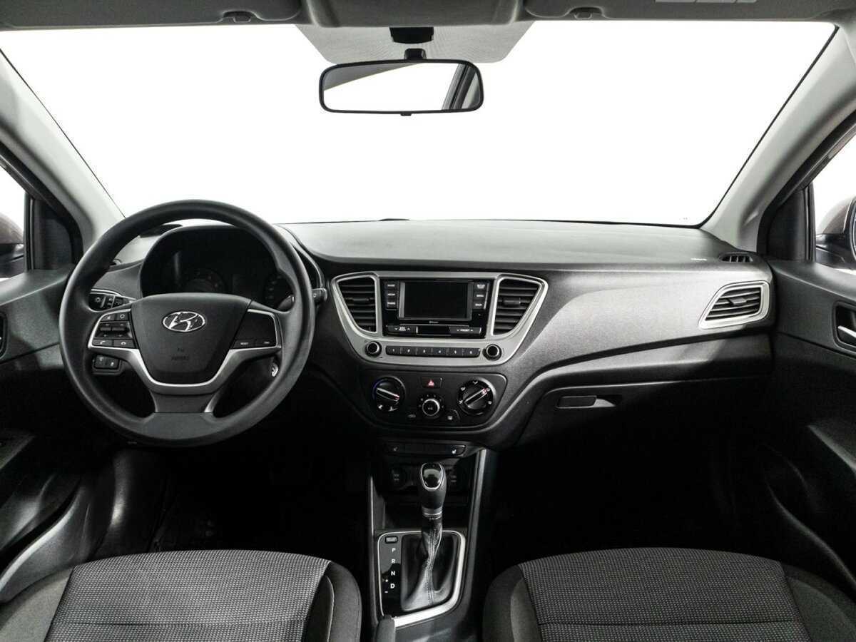 Купить Hyundai Solaris с пробегом. Фото: #12
