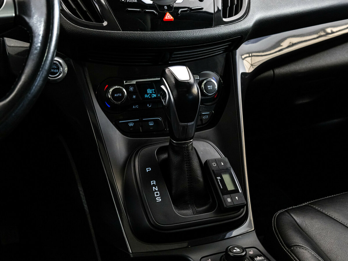 Купить Ford Kuga с пробегом. Фото: #9