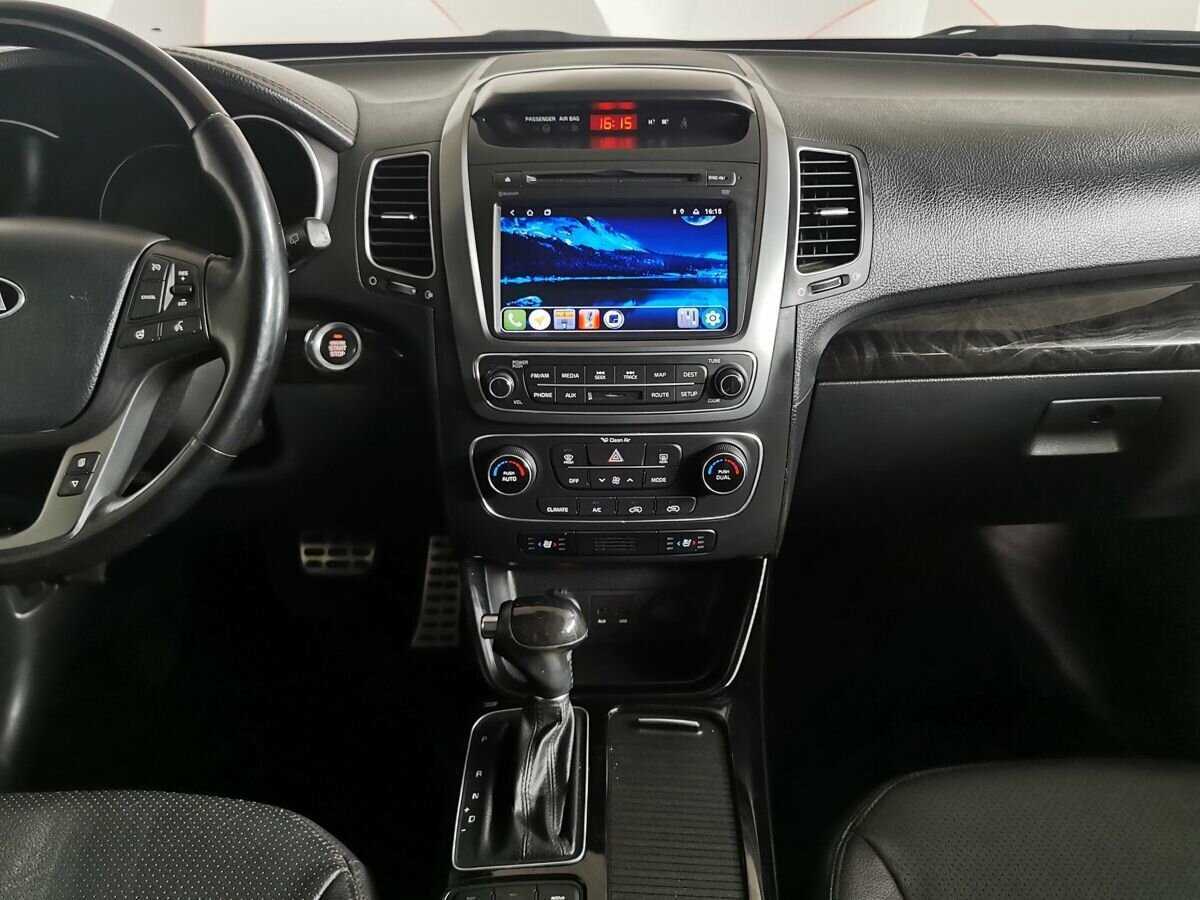 Купить Kia Sorento с пробегом. Фото: #10