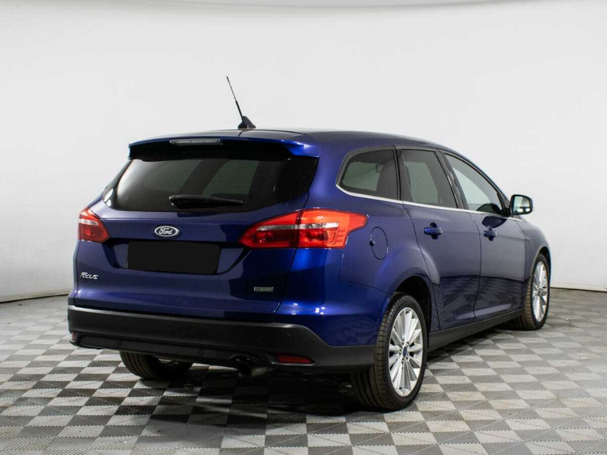 Купить Ford Focus с пробегом. Фото: #4