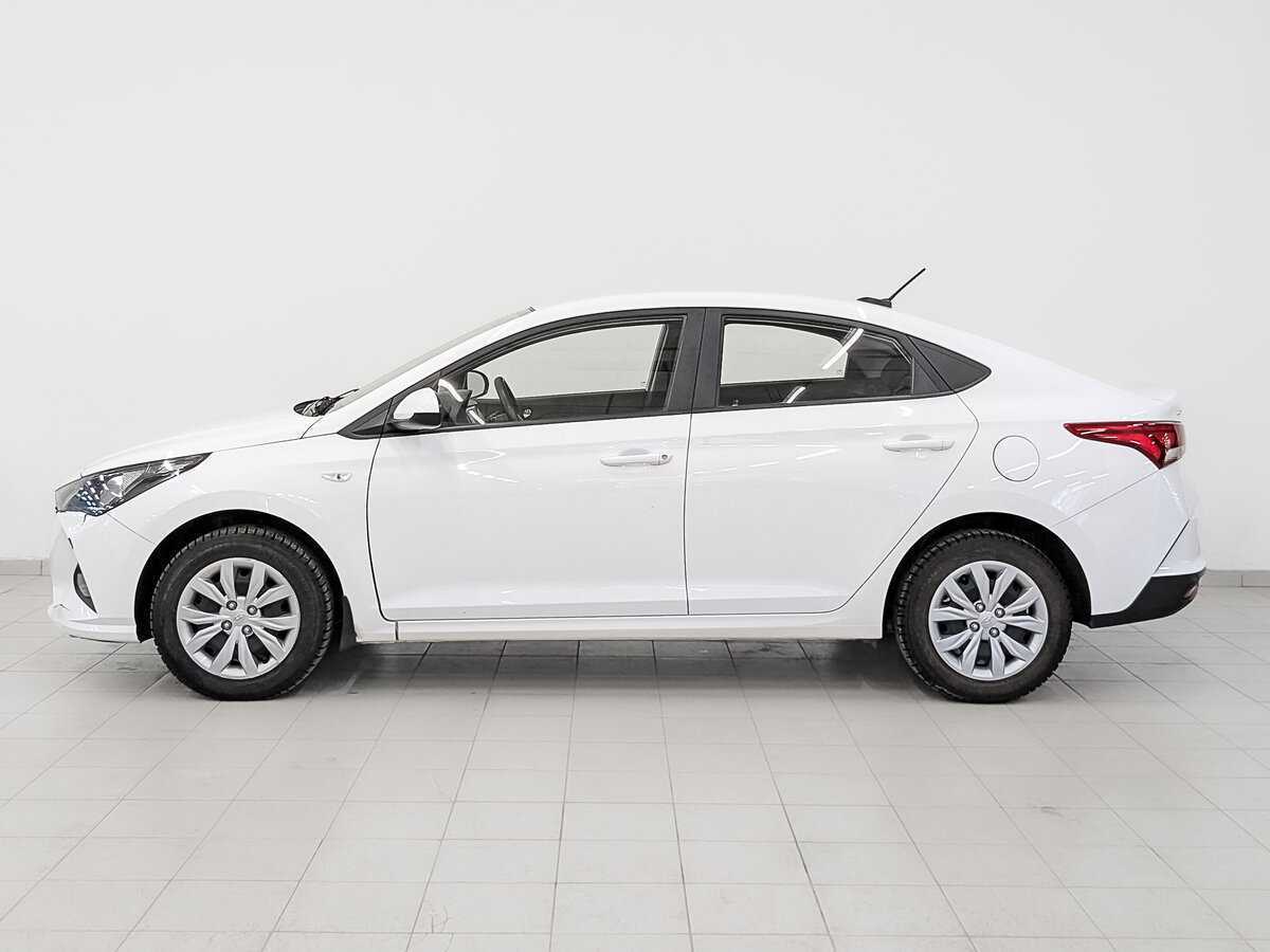 Купить Hyundai Solaris с пробегом. Фото: #7