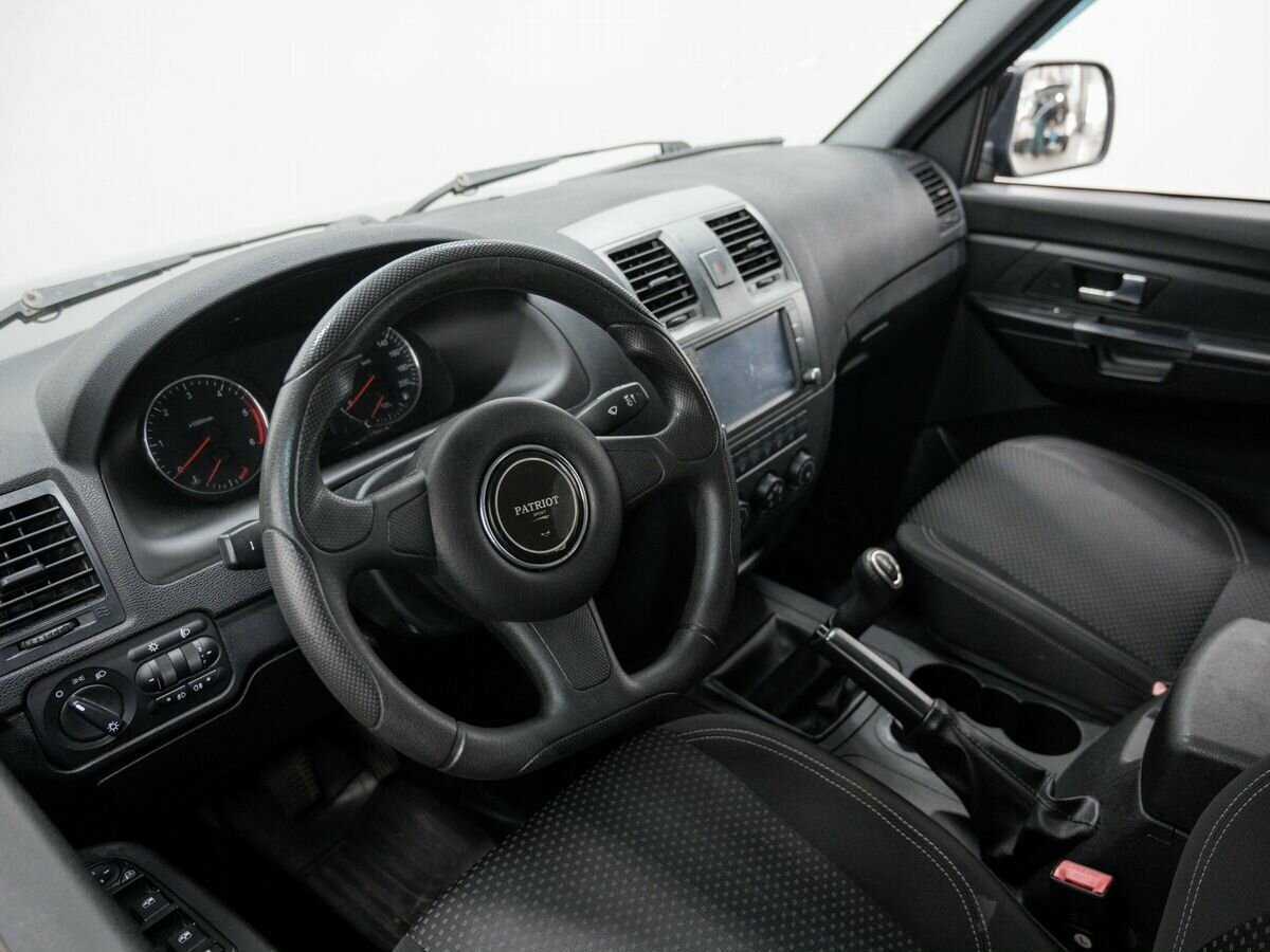 Купить УАЗ Patriot с пробегом. Фото: #13