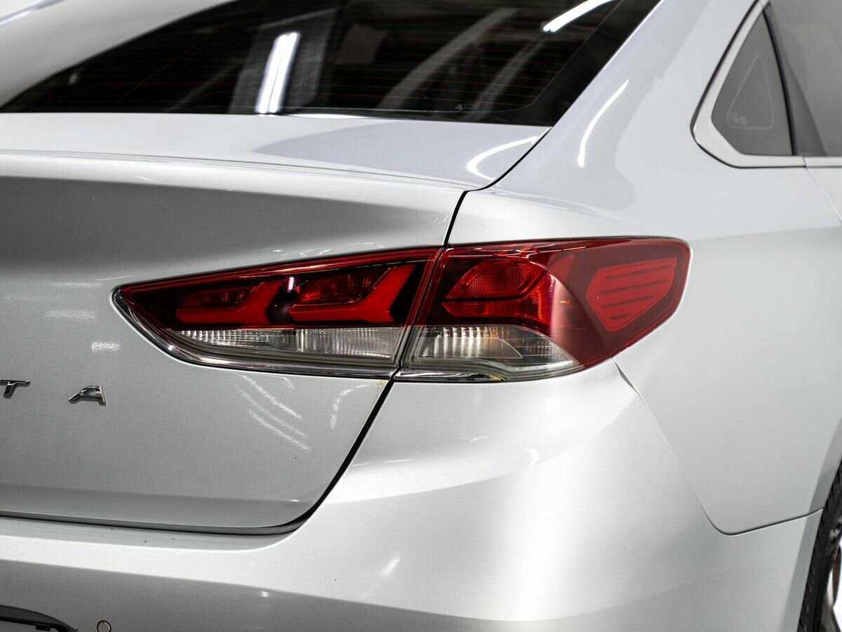 Купить Hyundai Sonata с пробегом. Фото: #6