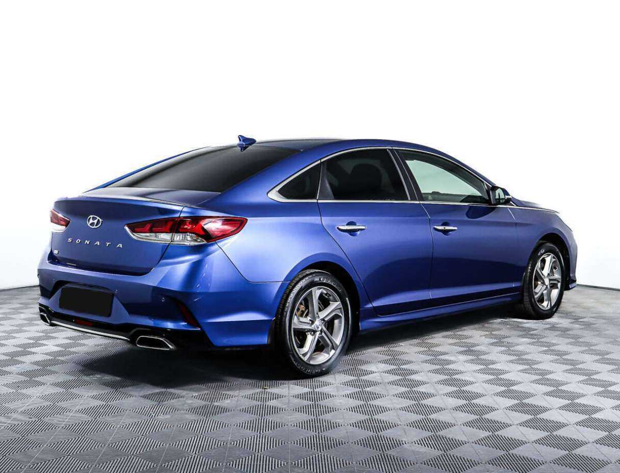 Купить Hyundai Sonata с пробегом. Фото: #4