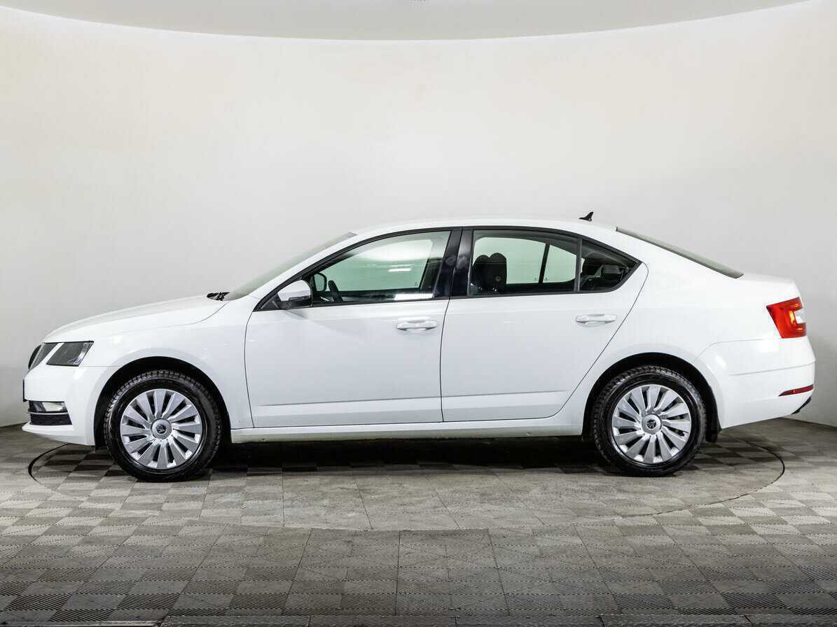 Купить Skoda Octavia с пробегом. Фото: #7
