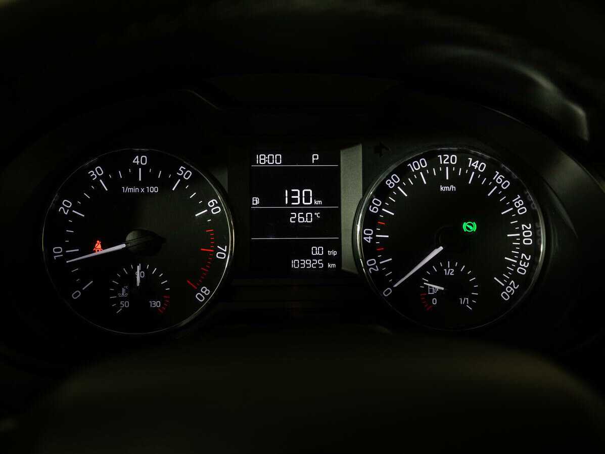 Купить Skoda Octavia с пробегом. Фото: #11