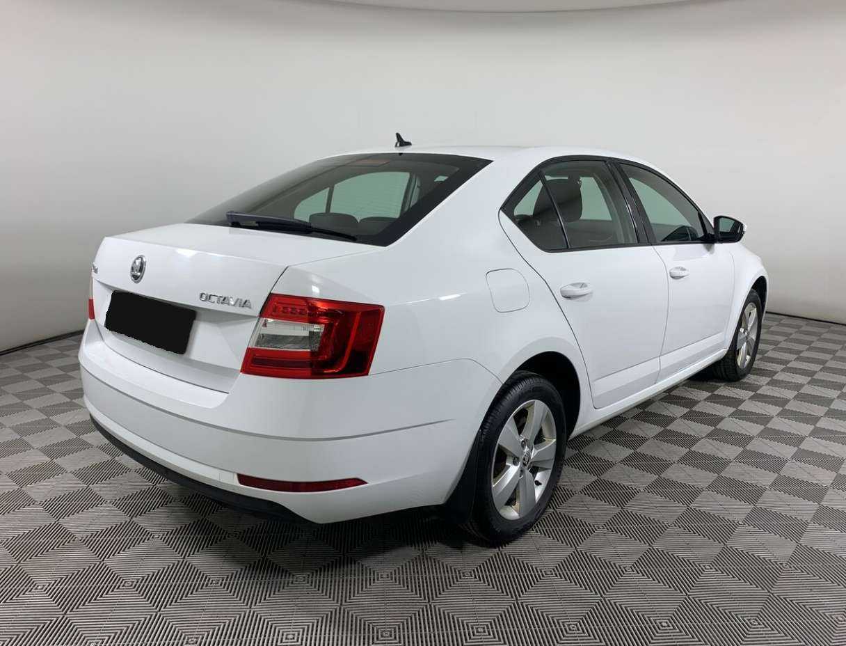 Купить Skoda Octavia с пробегом. Фото: #3