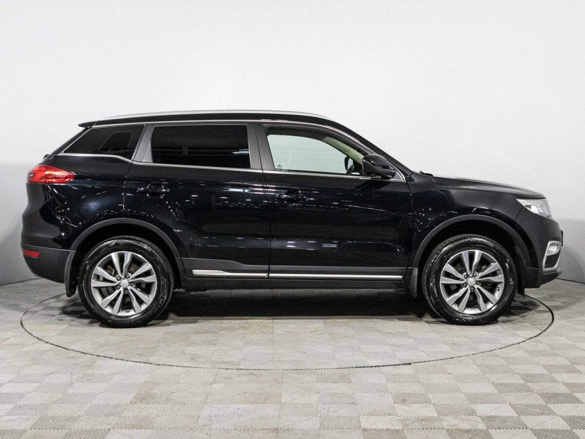 Купить Geely Atlas с пробегом. Фото: #3