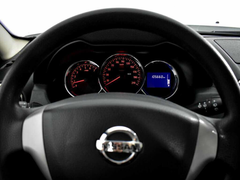 Купить Nissan Terrano с пробегом. Фото: #11