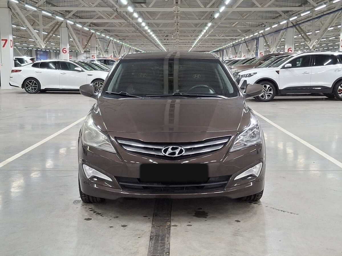 Купить Hyundai Solaris с пробегом. Фото: #1