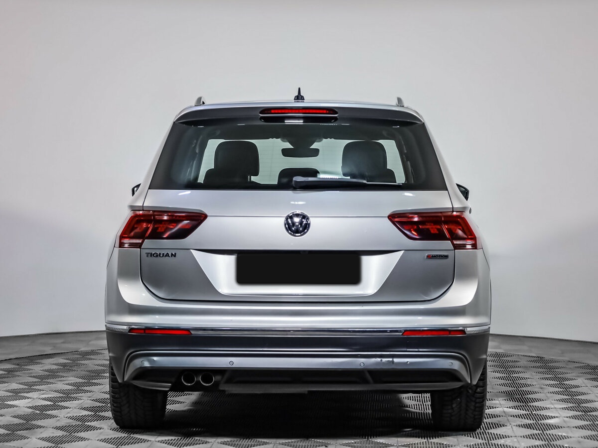 Купить Volkswagen Tiguan с пробегом. Фото: #3