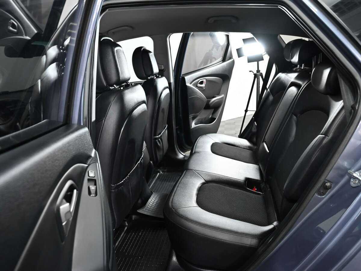 Купить Hyundai ix35 с пробегом. Фото: #11