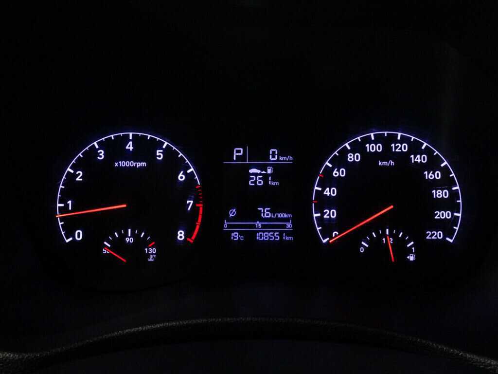 Купить Hyundai Solaris с пробегом. Фото: #11