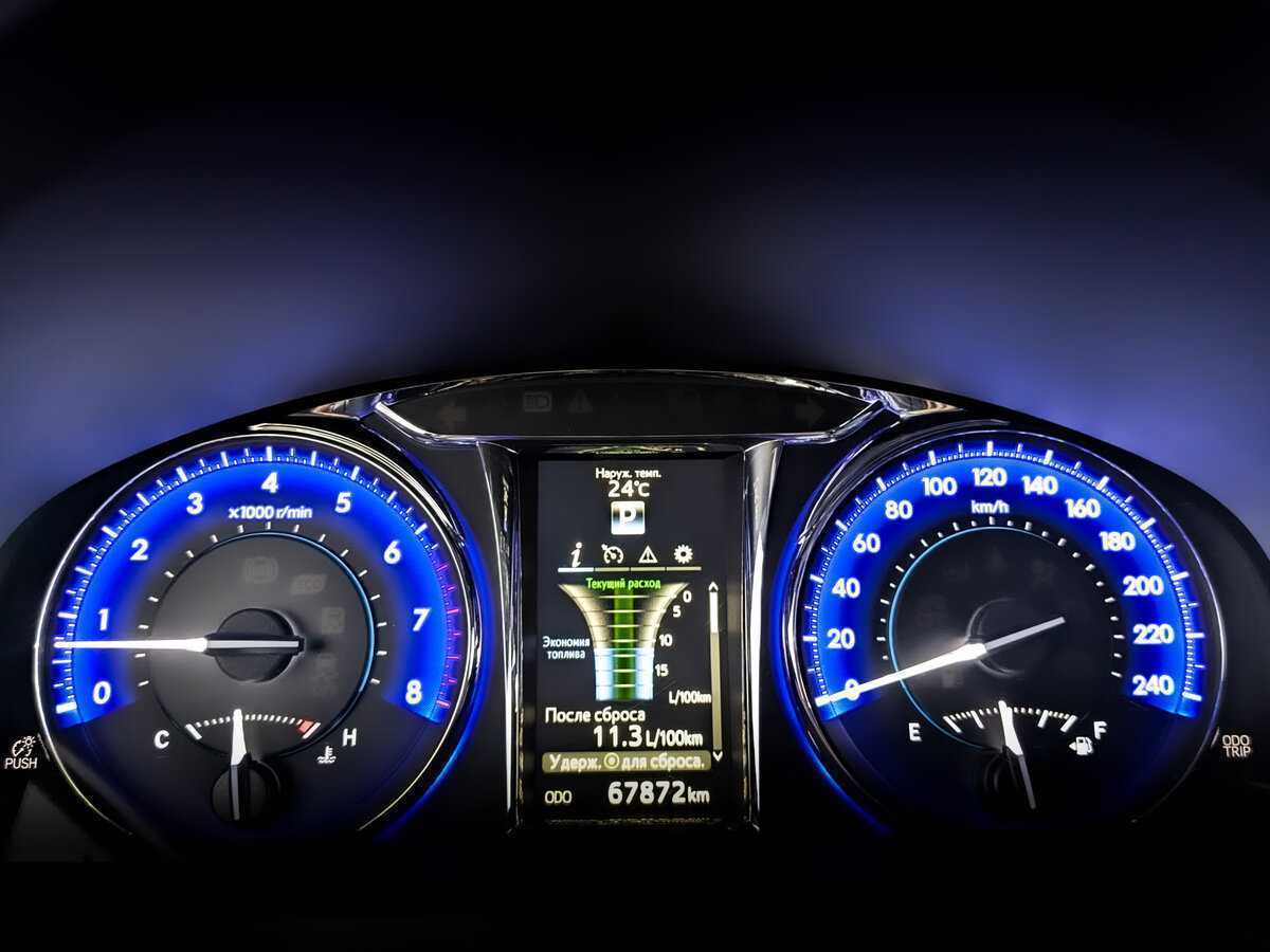 Купить Toyota Camry с пробегом. Фото: #10