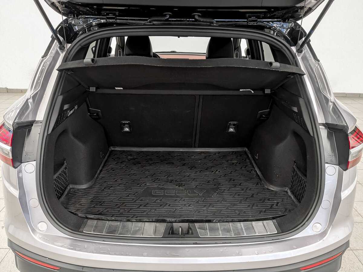 Купить Geely Coolray с пробегом. Фото: #9