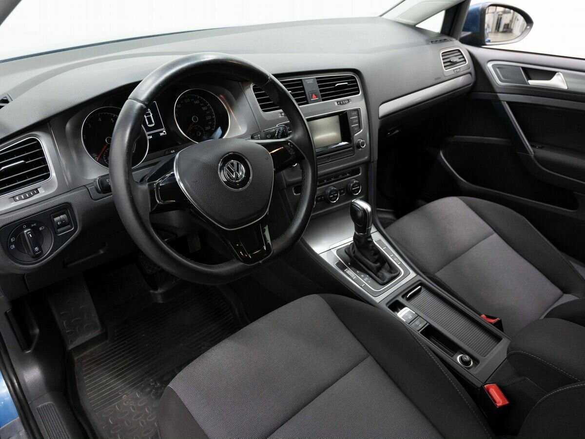 Купить Volkswagen Golf с пробегом. Фото: #6