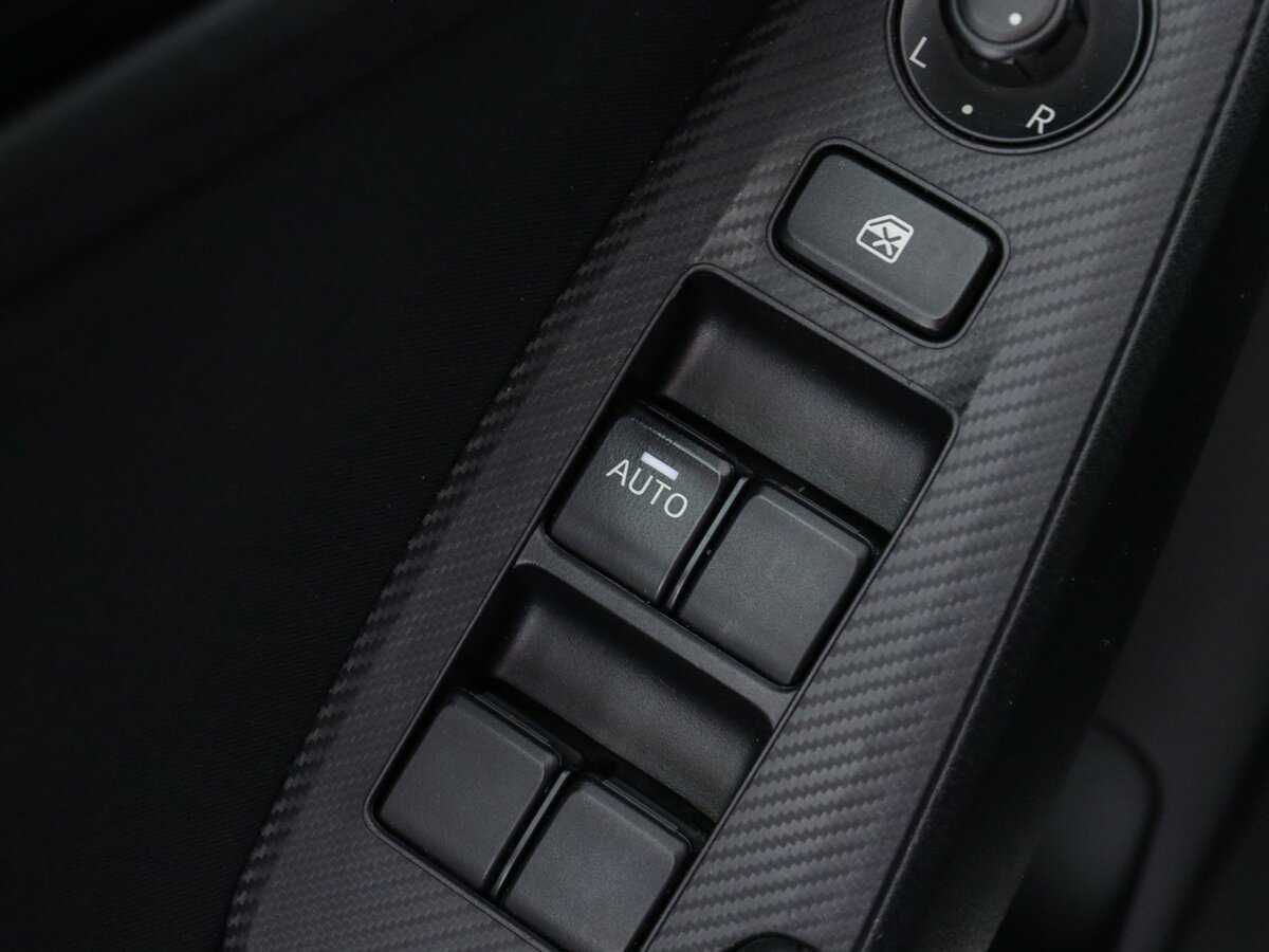 Купить Mazda 3 с пробегом. Фото: #22