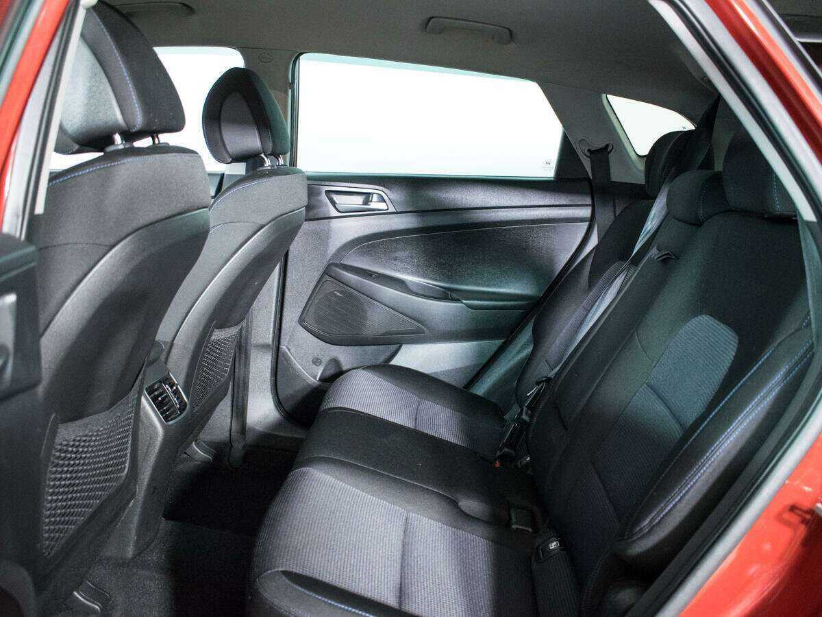 Купить Hyundai Tucson с пробегом. Фото: #9