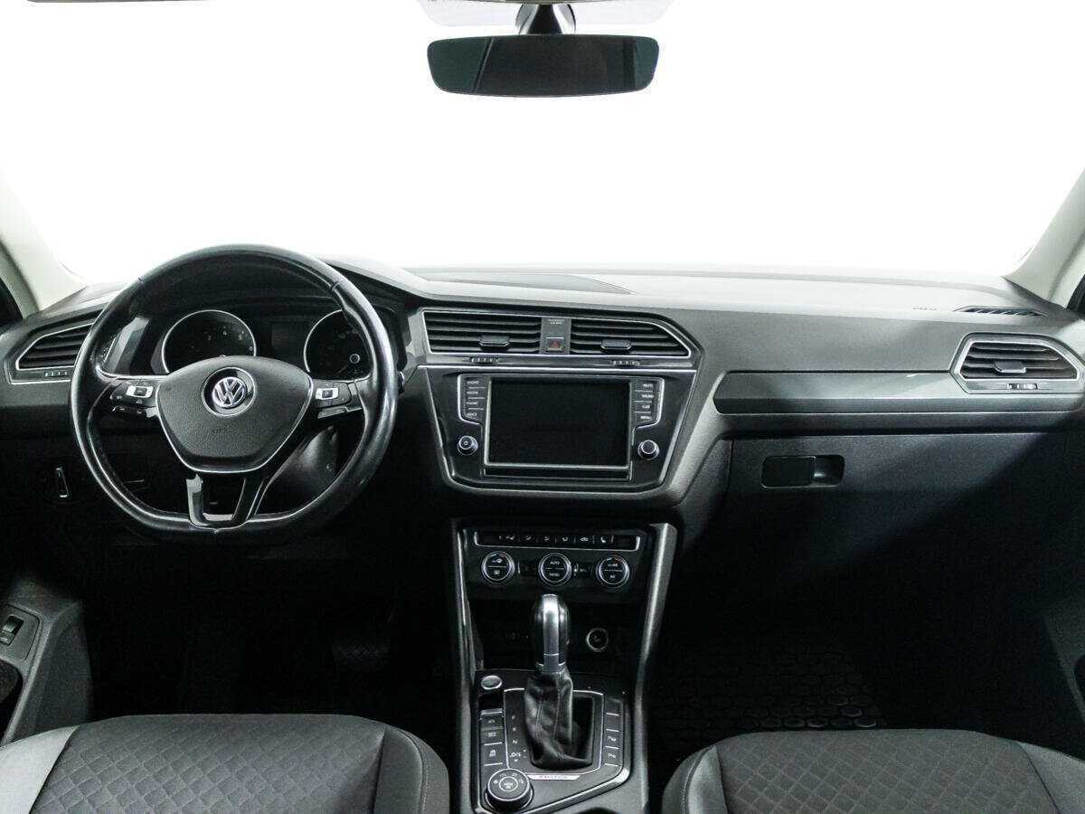 Купить Volkswagen Tiguan с пробегом. Фото: #13