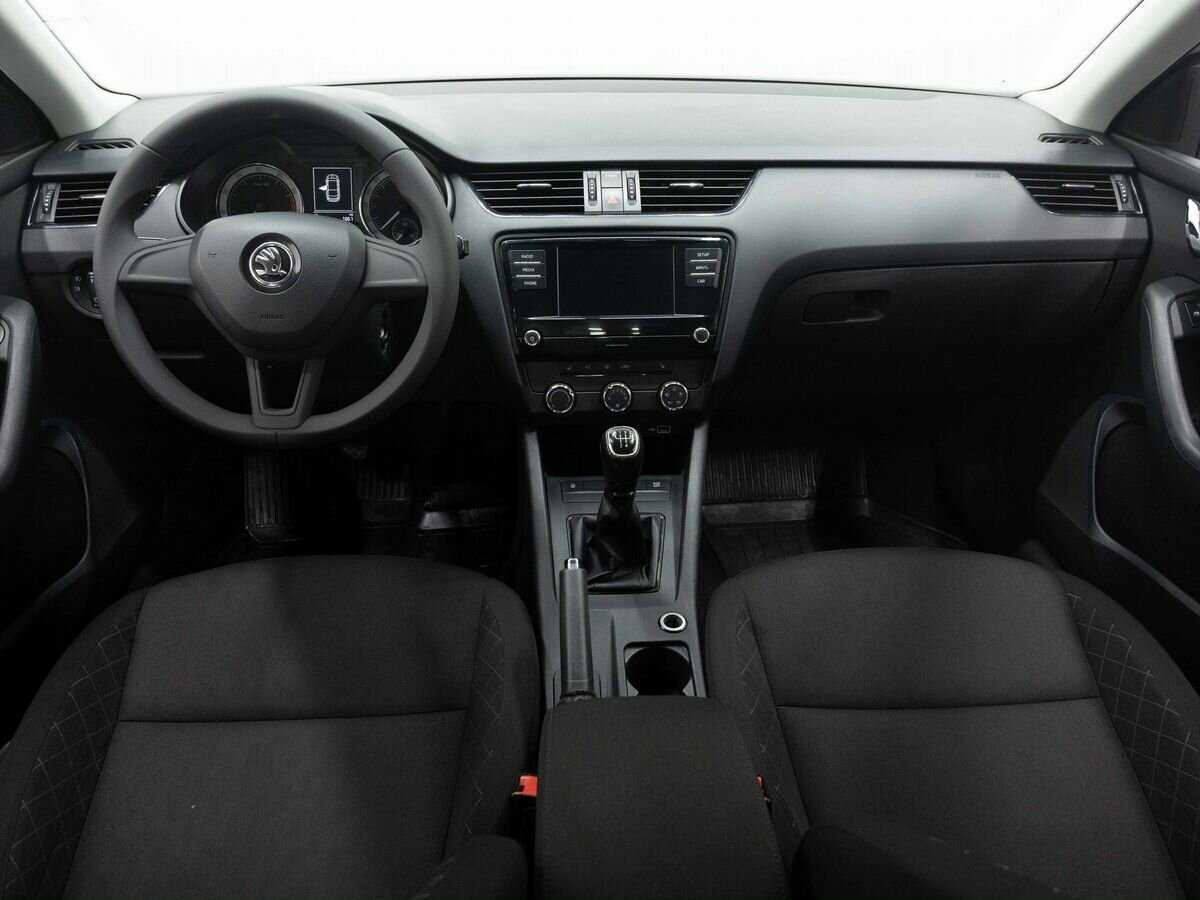 Купить Skoda Octavia с пробегом. Фото: #20