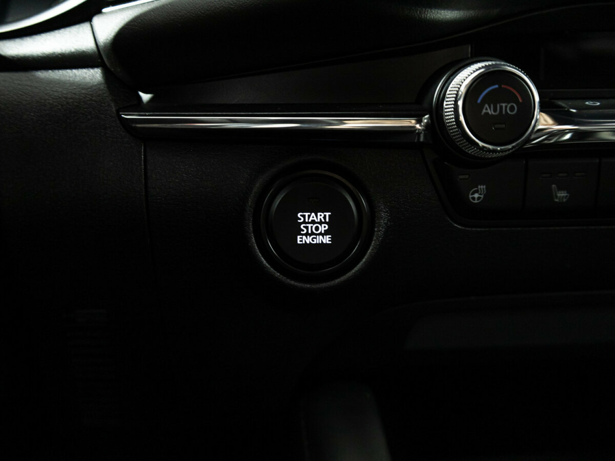 Купить Mazda 3 с пробегом. Фото: #14