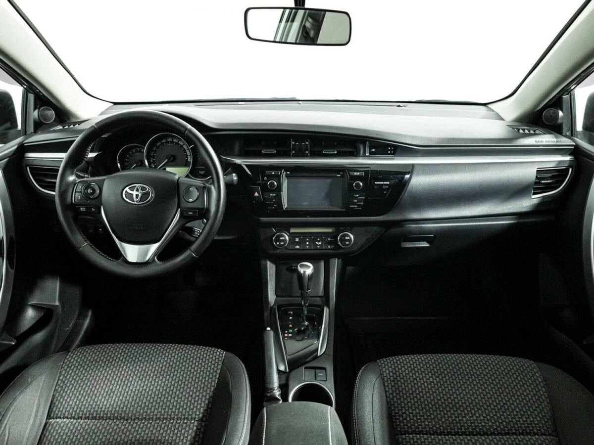 Купить Toyota Corolla с пробегом. Фото: #12
