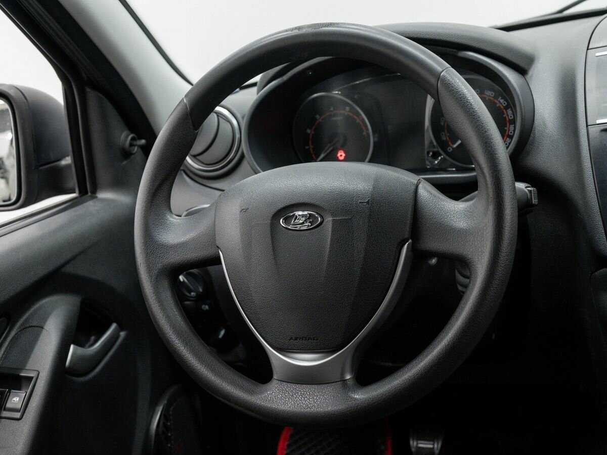 Купить Lada (ВАЗ) Granta с пробегом. Фото: #11