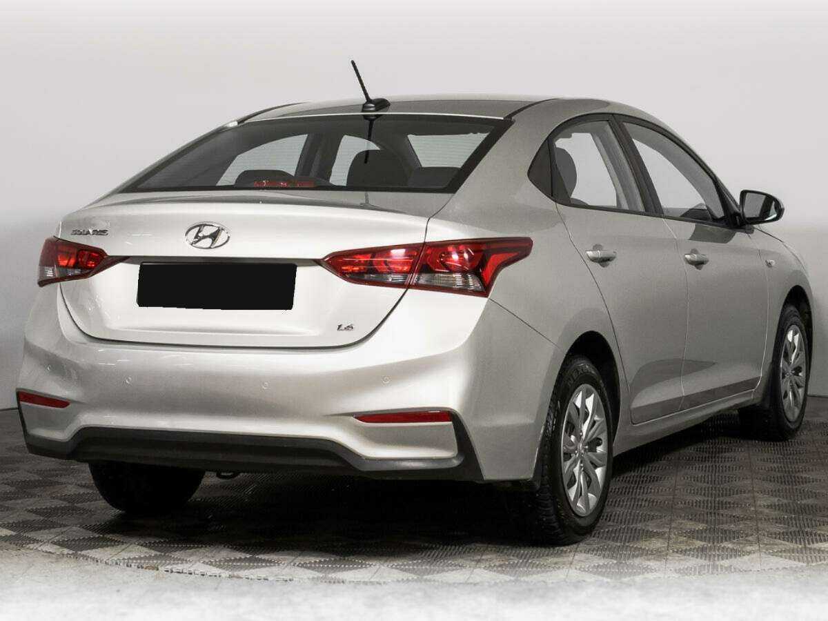 Купить Hyundai Solaris с пробегом. Фото: #4