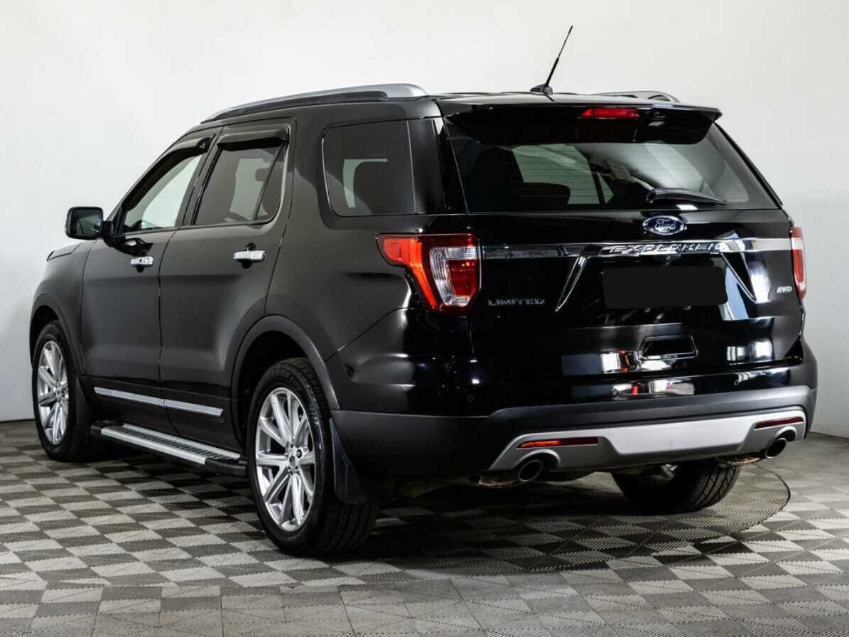 Купить Ford Explorer с пробегом. Фото: #3