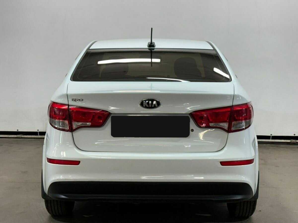 Купить Kia Rio с пробегом. Фото: #5
