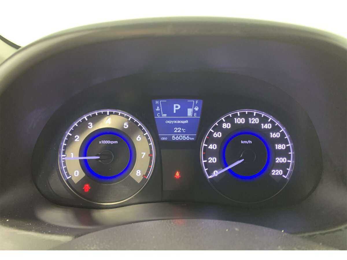 Купить Hyundai Solaris с пробегом. Фото: #10