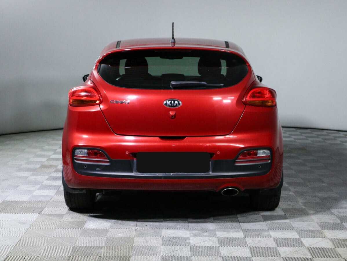 Купить Kia Ceed с пробегом. Фото: #4