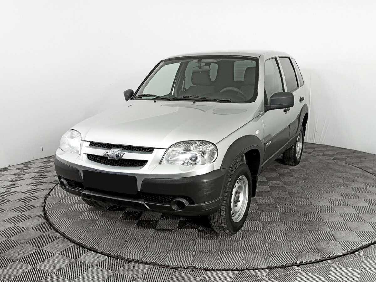 Купить Chevrolet Niva с пробегом. Посмотреть фото