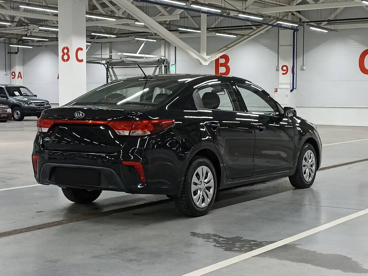 Купить Kia Rio с пробегом. Фото: #4