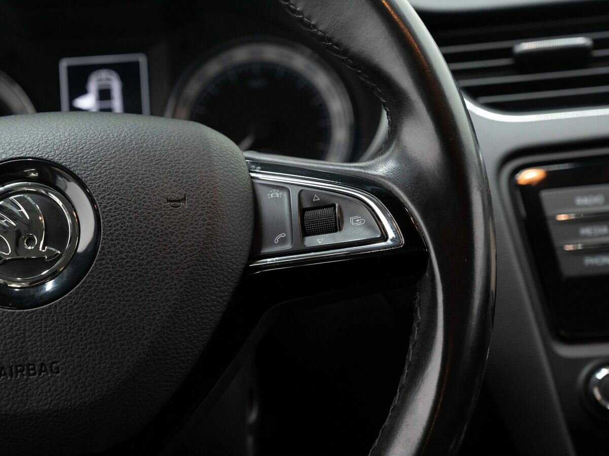 Купить Skoda Octavia с пробегом. Фото: #17