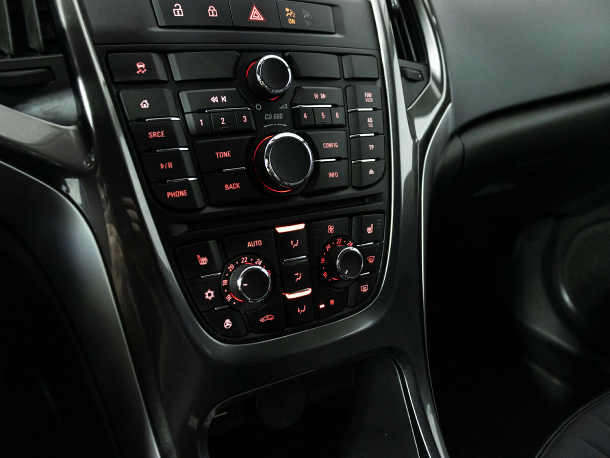 Купить Opel Astra с пробегом. Фото: #14