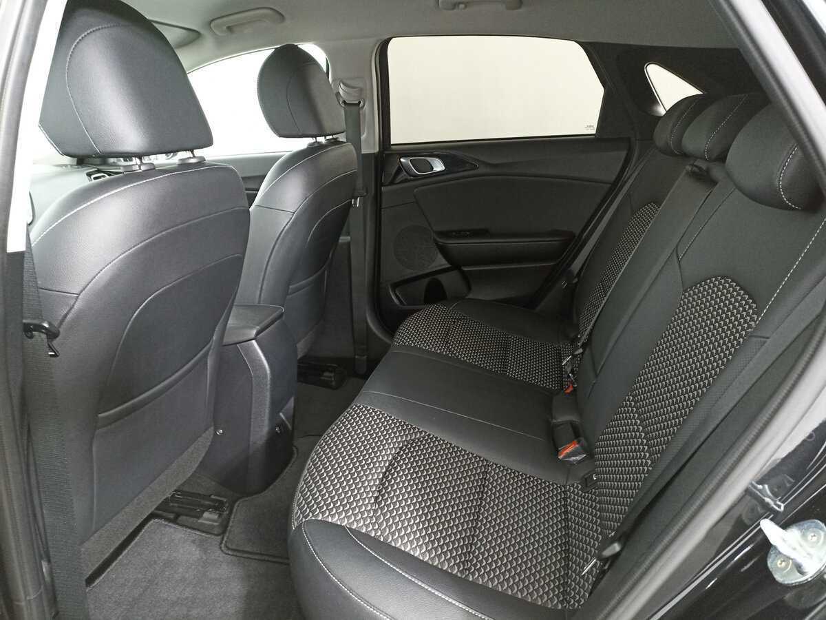 Купить Kia Ceed с пробегом. Фото: #11