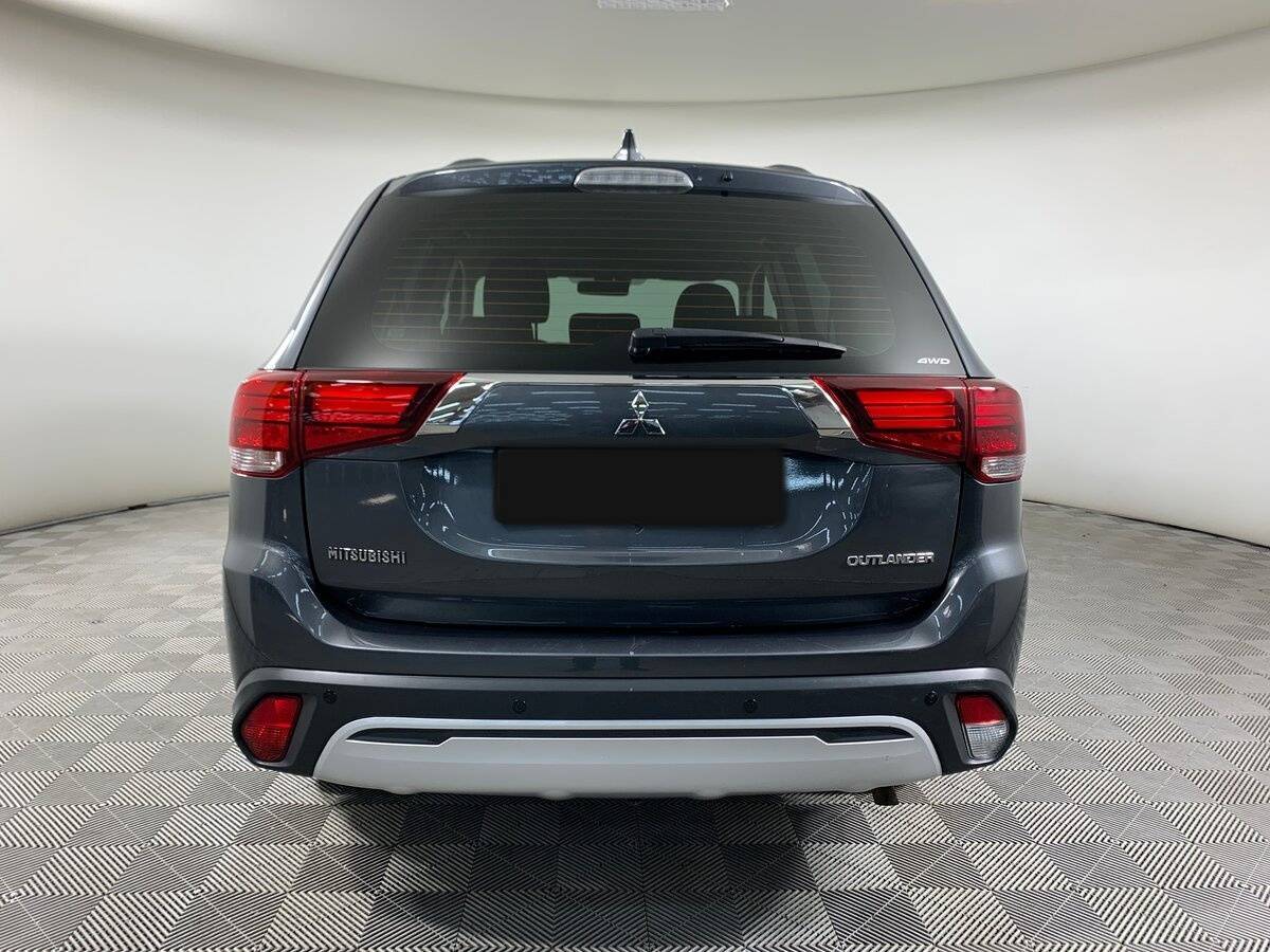 Купить Mitsubishi Outlander с пробегом. Фото: #5