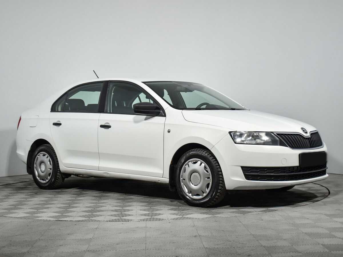 Купить Skoda Rapid с пробегом. Фото: #2