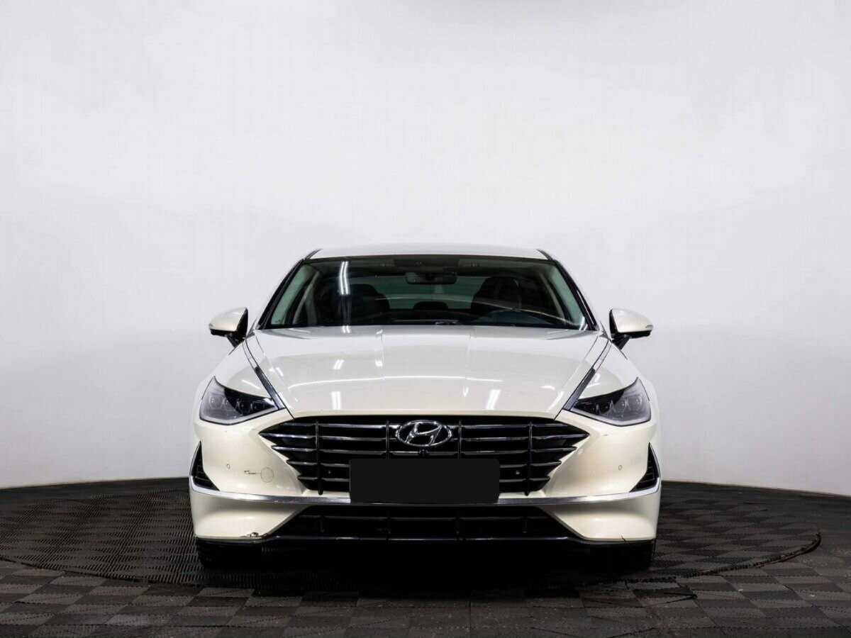 Купить Hyundai Sonata с пробегом. Фото: #1