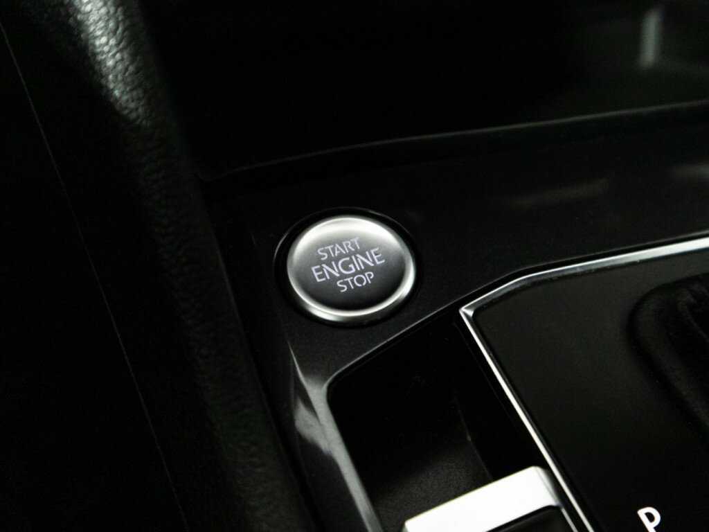 Купить Volkswagen Tiguan с пробегом. Фото: #19