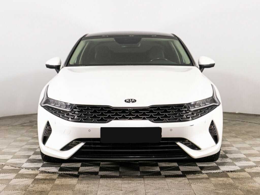 Купить Kia K5 с пробегом. Фото: #1