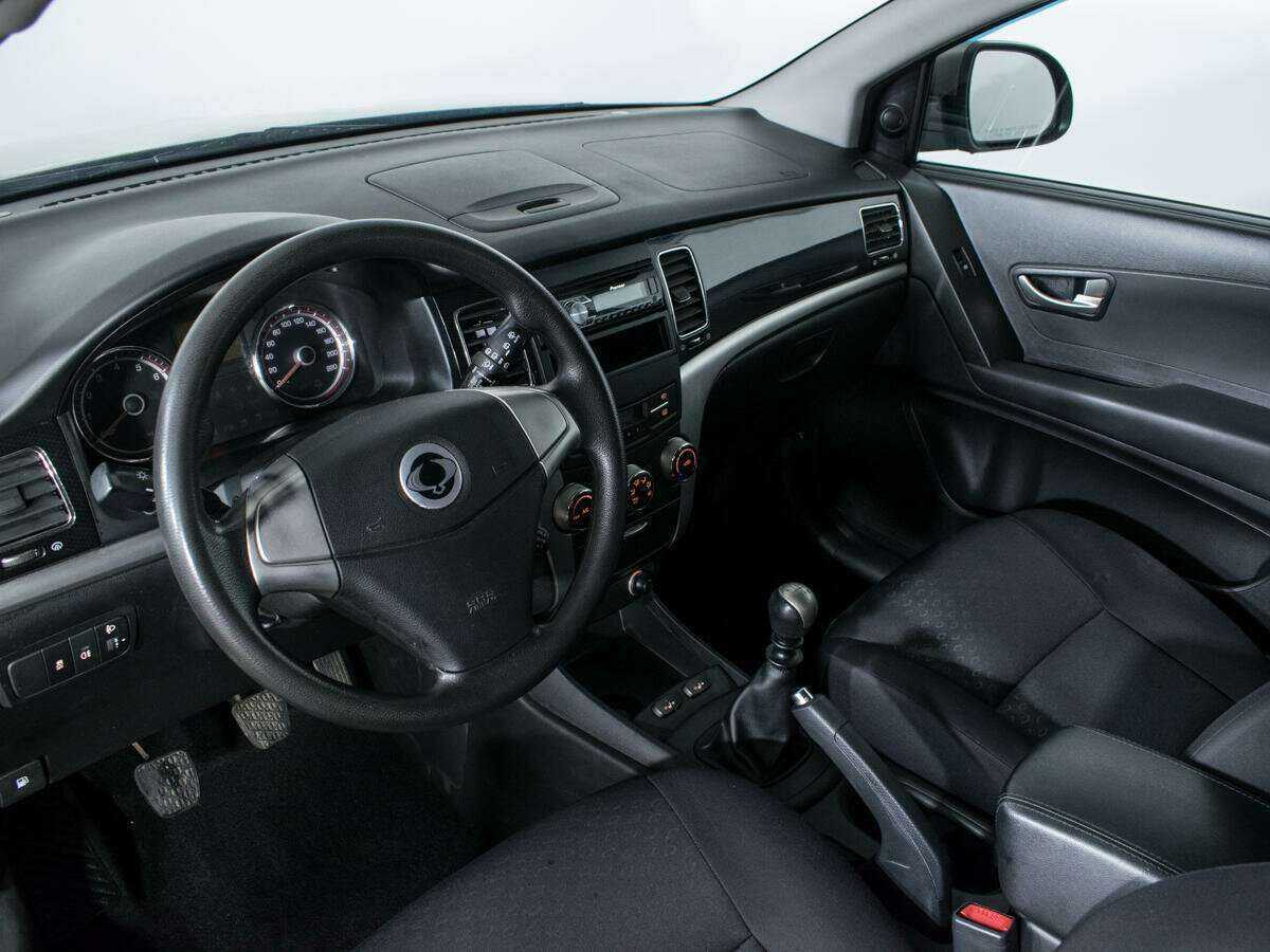 Купить SsangYong Actyon с пробегом. Фото: #12