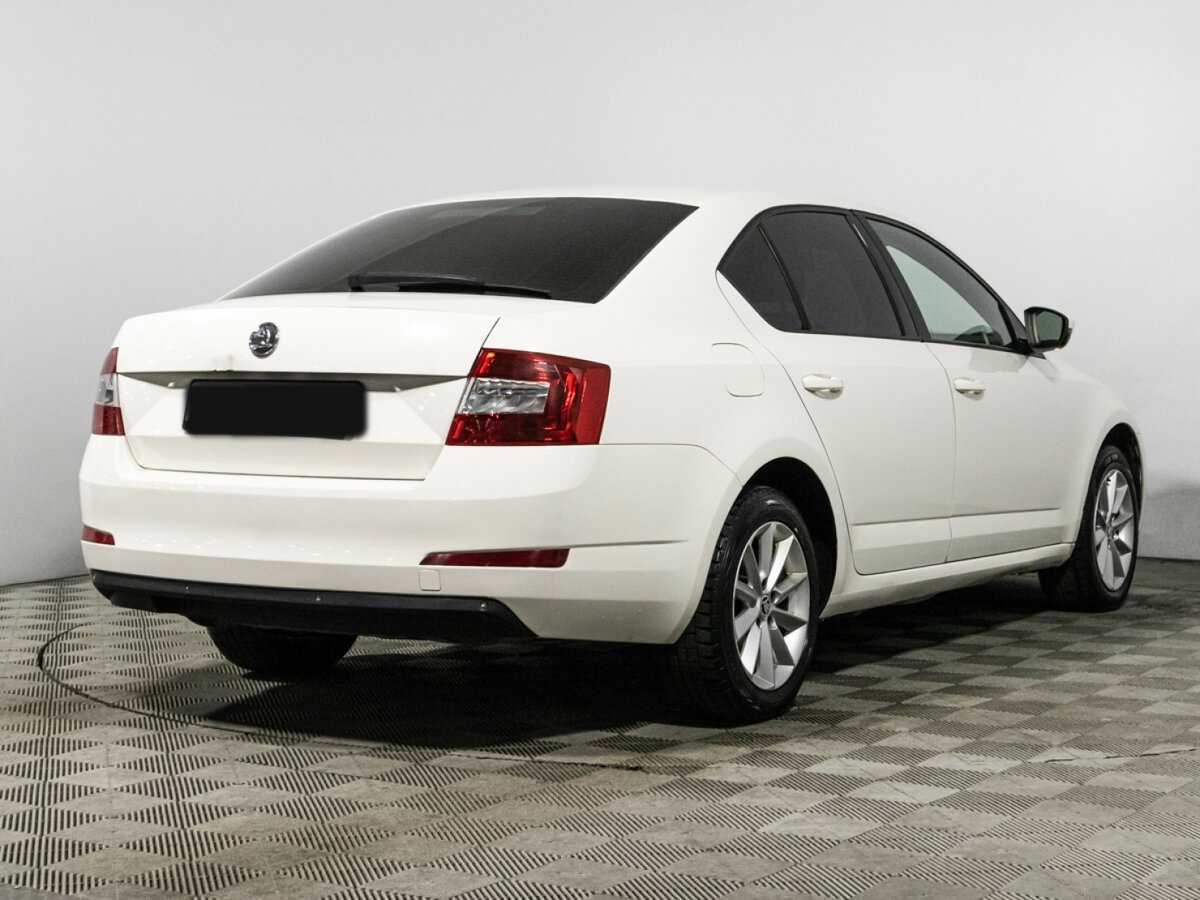 Купить Skoda Octavia с пробегом. Фото: #3